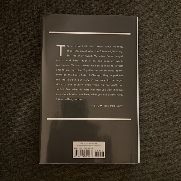 Michelle Obama - Becoming - Picture 2 of 2